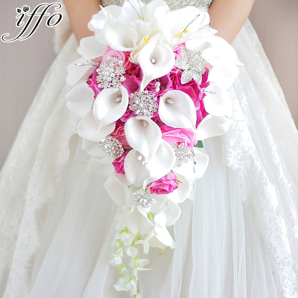 butterfly bridal bouquet white pink wedding